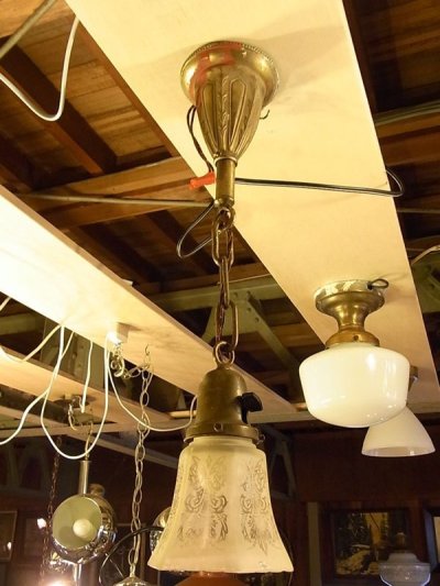 画像1: アンティーク　1920年代頃　柄付きフロストガラスシェード　 ペンダントランプ　1灯　シーリングライト   ビンテージ