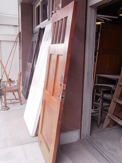 画像3: アンティーク　4分割ガラス窓付木製ドア　ウッド　ビンテージ