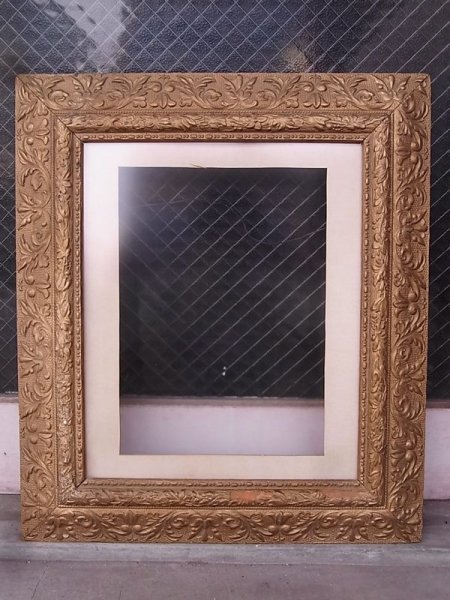 画像1: 装飾付きフレーム　木製　 額縁　ビクトリアン　ガラス付き　アンティーク　ビンテージ (1)