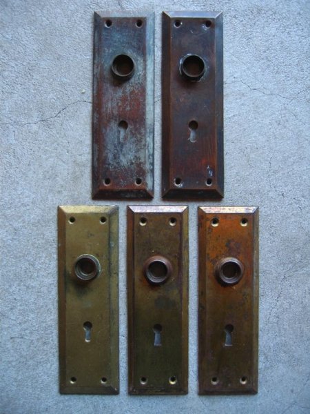 画像1: ドアノブプレート　座　ベースプレート　スチール　真鍮　真鍮メッキ　アンティーク　ビンテージ (1)