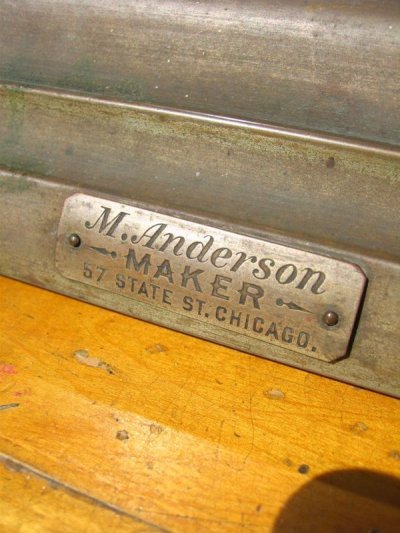 画像1: 1860'S 1870'S 1880'S　19世紀　真鍮枠ガラスショーケース　展示ケース　ディスプレーケース　真鍮　ニッケル　ウッド　M.Anderson MAKER Chicago　店舗什器　アンティーク　ビンテージ