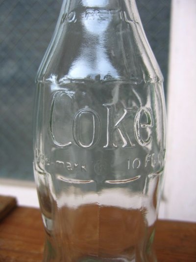 画像1: エンボスボトル　ソーダボトル　ポップボトル　ガラス瓶　コカコーラ　COCA COLA　coke　クリアガラス　アドバタイジング　アンティーク　ビンテージ