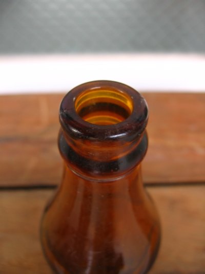 画像1: 1930'S　SODA BOTTLE　ソーダボトル　ポップボトル　ガラスボトル　メジャーボトル　アンバー　アンティーク　ビンテージ