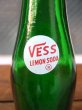 画像7: 1960’S　レア　ソーダボトル　ガラスボトル　VESS lemon soda　アドバタイジング　アンティーク　ビンテージ (7)