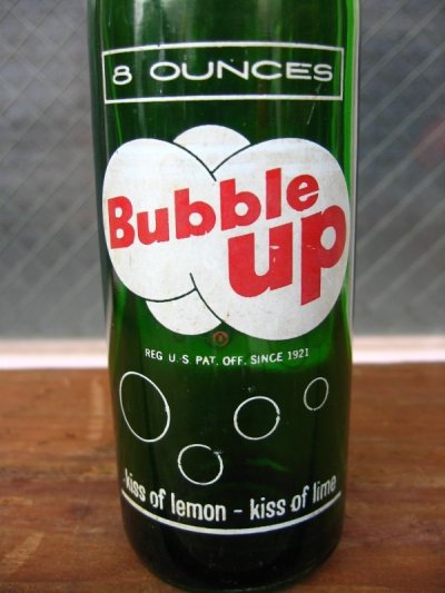 画像2: 1940'S　SODA BOTTLE　ソーダボトル　ポップボトル　ガラス瓶　バブルアップ　bubble up　アドバタイジング　アンティーク　ビンテージ
