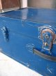 画像6: トランク　スーツケース　中型　ブルー　鍵付き　店舗什器に　アンティーク　ビンテージ (6)