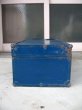 画像4: トランク　スーツケース　中型　ブルー　鍵付き　店舗什器に　アンティーク　ビンテージ (4)
