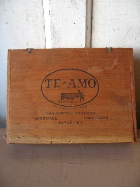 画像1: シガー木箱　TE-AMO　葉巻　タバコ　シガーボックス　ギター　アクセサリーケース　アドバタイジング　アンティーク　ビンテージ (1)