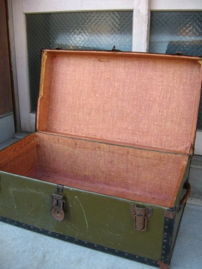 画像1: トランク　中型　スーツケース　カーキ　店舗什器に　アンティーク　ビンテージ