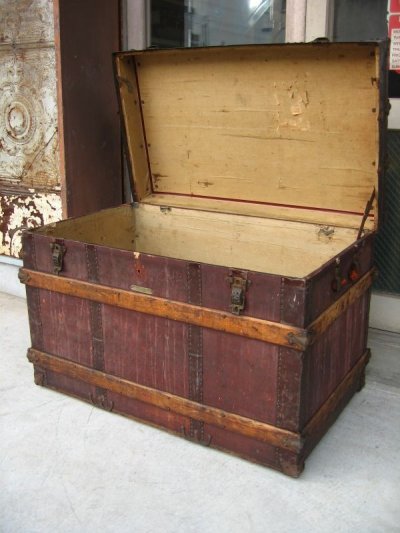 画像1: 1890　1900年代　トランク　MARSHALL FIELD&CO　超大型　スーツケース　キャスター付き　店舗什器に　アンティーク　ビンテージ
