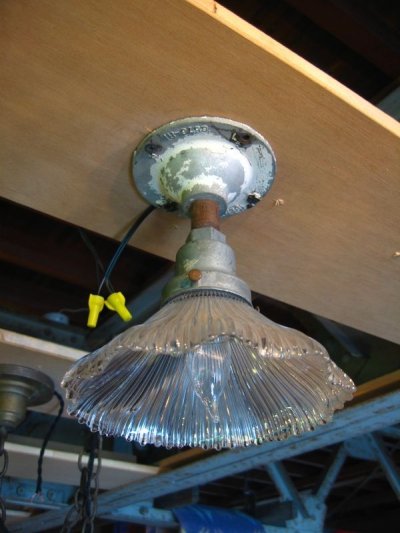 画像1: 1910’S 20'S　インダストリアル　シーリングライト　ベンジャミン アイアンマウント　フランクリン リフレクターカット ガラスシェード　FRANKLIN　BENJAMIN　1灯　アンティーク　ビンテージ