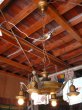 画像2: 1920年代　パンランプ　シーリングライト　ビクトリアン　アールデコ　4灯　シャンデリア　ベアバルブ　装飾　真鍮　銅　アンティーク　ビンテージ (2)