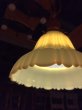 画像4: 1920’S　1930’S　シーリングライト　ペンダントライト　スキャロップ柄　ミルクガラスシェード　1灯　真鍮　アンティーク　ビンテージ (4)