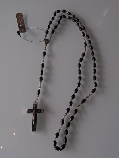 画像1: アンティーク　ロザリオ　ブラック　イエスキリスト十字架クロス　ヴィンテージ (1)