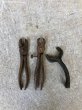 画像1: 19世紀　Old ‎Carpenter's Objet　カーペンターズ　オブジェ　工具　ヤットコ　プライヤー　ベントスパナ　Tongs　hand tools　アイアン　ショップディスプレイに　アンティーク　ビンテージ (1)