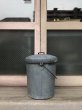 画像5: 1950'S 60'S　トラッシュカン　ダストボックス　アメリカ　ゴミ箱　バケツ　ブリキ　バケット　蓋付き　ガーデニング　ツールBOX　アンティーク　ビンテージ (5)