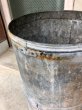 画像8: 1920'S 30'S 40'S　ダストボックス　ヘヴィーアイアン　ヘビーデューティー　buckets　trash can　トラッシュカン　シャビー　ゴミ箱　大型　アンティーク　ビンテージ (8)