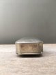 画像8: 1890'S 1900'S 1910'S　soap carring case　ソープボックス　石鹸箱　ピルケース　真鍮　クロムメッキ　ミニサイズ　アールデコ　アールヌーボー　ビクトリアン　アンティーク　ビンテージ (8)