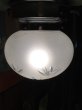 画像5: 1930’S 40'S　ビクトリアン　シーリングライト　1灯　ボタニカル柄　フロストガラスシェード　マットカラー　フラッシュマウント　アンティーク　ビンテージ (5)