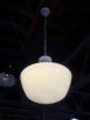 画像7: 1920’S 30’S　ペア　2PCS/SET　アールデコ　スクールハウス シーリング　ミルクガラス　ブラス　真鍮　1灯　シャビーシック　薄ピンク　アンティーク　ビンテージ (7)