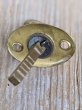 画像7: 1950'S 60's　YALE　night latch　rim lock　ナイトラッチ　デッドロック　キー付き　錠前　鍵　デッドストック　真鍮　鉄　アンティーク　ビンテージ (7)