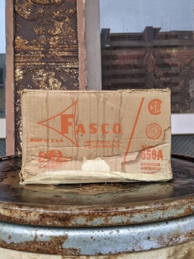 画像1: 1950'S 60'S　NOS　デッドストック　箱付き　FASCO INDUSTRIES,INC.　換気扇　assy　ファン一式　スチール　ステインレス　アドバタイジング　アンティーク　ビンテージ