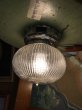 画像5: 1930'S 1940'S　シーリングライト　1灯　リブドクリアガラスシェード　ジェリーフィッシュシェイプ　フラッシュマウント　クロムメッキ　スイッチ付き　アンティーク　ビンテージ (5)