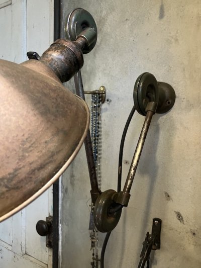 画像3: 1930'S 40'S　インダストリアル アーティキュレイティング ランプ　U.S.MILITARY　米軍納入品　エドン　EDON LAMP　アジャスタブルランプ　industrial articulated lamp　BRAYANT　RODALE　マシニストランプ　1灯　アームライト　ワークベンチ ランプ　ウォールマウントorベンチマウント　アンティーク　ビンテージ
