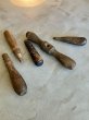 画像4: Old ‎Leather craftsman's tool handle　ウッドハンドルいろいろ　オブジェ　ジャンク　工具　ナイフの柄　ヤスリの柄　5本セット　ウッド　レザークラフト 店などの ディスプレイに レストアベースに　アンティーク　ビンテージ (4)