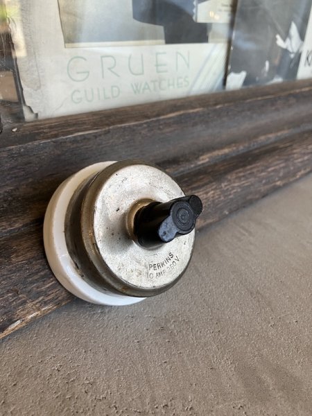 画像1: 1900'S 10'S　アメリカ製　PERKINS　大型　サーフェイススイッチ　ロータリースイッチ　ターンスイッチ　真鍮　ニッケルメッキ　ポーセリン　アンティーク　ビンテージ (1)