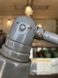 画像16: 1930'S 40'S　ワークベンチ アーティキュレイテッド アームライト　レア!!　NEW YORK CITY　RELIANCE DEVICES CO.　SWIVELIER WORK-LIGHTS　BRYANT　インダストリアルランプ　デスクランプ　タスクランプ　1灯　2アジャスター　アイアン　スチール　ブラス　ポーセリン　PATINA　ベンチマウント＆ウォールマウント　アンティーク　ビンテージ (16)