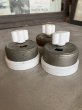 画像2: 1900'S 10'S    アーリーエレクトリック　アメリカ製　サーフェイススイッチ　THE PES MFG.CO　PERKINS　超大型　ロータリースイッチ　ターンスイッチ　ブラス　ニッケルメッキ　ポーセリン　アンティーク　ビンテージ  (2)