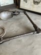 画像16: 1940'S 50'S　unknown　1灯　インダストリアル アームライト　ワークベンチ ランプ　ウォールマウントorベンチマウント ブラケットライト　パティーナ　PATINA　シャビーシック　アンティーク　ビンテージ (16)