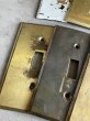 画像8: 1920 30's　PATINA　スイッチプレート　アメリカ　真鍮　ヘヴィーブラス　1口　トグルスイッチ　タンブラースイッチ　レバースイッチ　BRYANT,ジェネラルエレクトリック & UNKNOWN　アンティーク　ビンテージ (8)