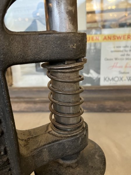 画像14: 1920'S 30'S　Defiance　ボタンプレス機　ボタンプレッサー　ハンドプレス　Button Machine Company　くるみボタン　アイレット　ハトメ　アイアン　New York　アンティーク　ビンテージ (14)