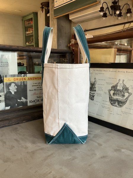 画像2: 1980’s 90'S　L.L.BEAN　Vintage　Boat and Tote　モノグラム　ボートアンドトート　エルエルビーン　L.L.ビーン　ビーントート　ミディアム　アメリカ製　MADE IN USA　グッドコンディション　帆布　シンプルタグ　ビンテージ (2)