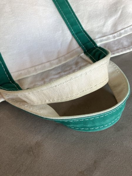 画像16: 1980’s 90'S　L.L.BEAN　Vintage　Boat and Tote　モノグラム　ボートアンドトート　エルエルビーン　L.L.ビーン　ビーントート　ショートハンドル ラージ　LARGE　アメリカ製　MADE IN USA　グッドコンディション　GREEN　2色タグ　帆布　ビンテージ (16)