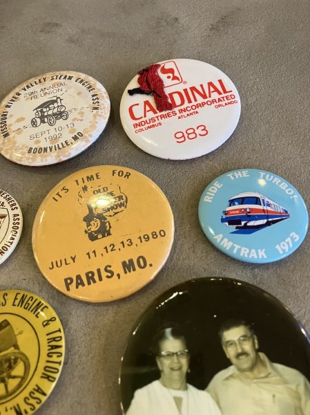 画像6: 1970'S 80’S　ビンテージ缶バッジ　11個セット　バッジ　アメリカ　USA　ビンテージ古着好きの方へ！ (6)