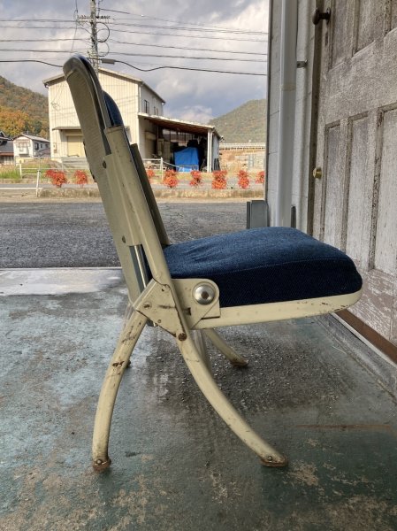 画像4: 1960'S　HEYWOOD WAKEFIELD　フォールディングチェア　ヘイウッド・ウェイクフィールド　ミッドセンチュリー　モダン　モダニズム　スチール　椅子　折りたたみ椅子　EAMES ERA　イームズ　ネルソン　パントン　スペースエイジ　少々難あり　ビンテージ　アンティーク (4)