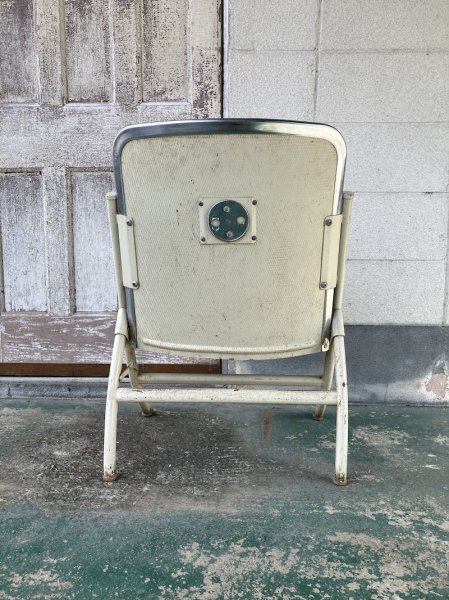 画像5: 1960'S　HEYWOOD WAKEFIELD　フォールディングチェア　ヘイウッド・ウェイクフィールド　ミッドセンチュリー　モダン　モダニズム　スチール　椅子　折りたたみ椅子　EAMES ERA　イームズ　ネルソン　パントン　スペースエイジ　座面少々日ヤケあり　ビンテージ　アンティーク (5)