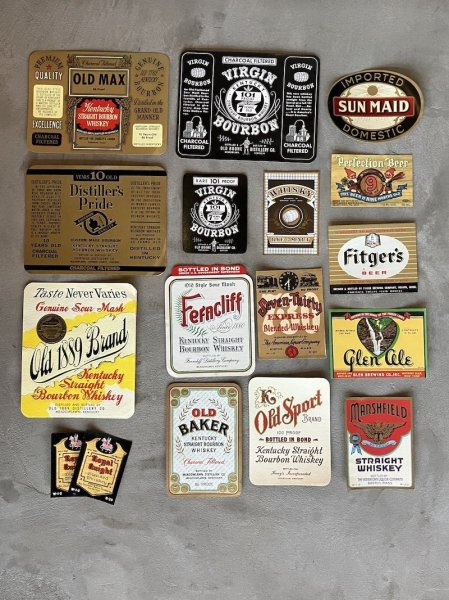画像1: 1920’S 30'S 40'S 50'S 60'S　21pcs/set　ヴィンテージ　デッドストック　ウイスキーラベル　ケンタッキーバーボン　クラフトビール　ビアー　pale ale　ラベル　アドバタイシング　KENTUCKY Bourbon　デザインサンプルに　店舗ディスプレイに　アンティーク　ビンテージ (1)
