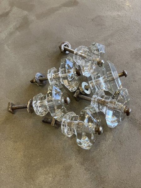 画像8: 1910'S 20'S　アーリーセンチュリー　ガラス取手　オクタゴン　八角形　中型　キャビネットノブ　ドロワープル　クリアガラス　アイアン　バラ売り　アンティーク　ビンテージ (8)