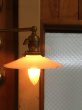 画像6: 1910’S 20'S　アーリーセンチュリー　フラットシェード　スイベル　ウォールマウントブラケットライト　真鍮　180度スイング可能　1灯　アンティーク　ビンテージ (6)