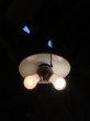 画像7: 1890’S 1900’S 1910'S　アーリーセンチュリー　フラットシェード　FLAT SHADE　ミルクガラス　フラットシェード　ベンジャミン　Benjamin　ソケットクラスター　2灯　アイアン　真鍮　アンティーク　ビンテージ (7)
