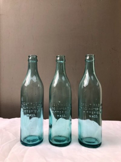 画像2: 1900'S 1910'S　GREAT RADIUM SPRING WATER CO.　AQUA GLASS　気泡ガラス　SODA BOTTLE　ソーダボトル　ポップボトル　ガラス瓶　Reed Glass　クリアガラス　色付きガラス　一輪挿し　フラワーベース　アンティーク　ビンテージ