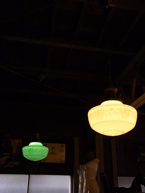 販売特価  アンティーク ランプシェード 【antique】ミルクガラスシェード 天井照明