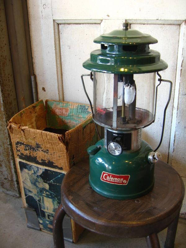 Coleman 220J Camping Lantern 5/1977 海外 即決 - スキル、知識