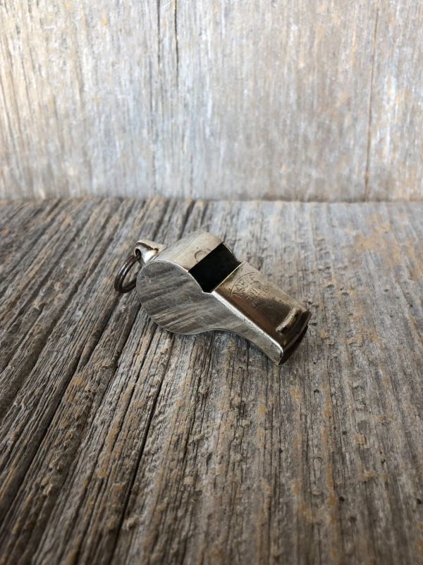 1940'S 50'S　ミリタリー ホイッスル　noble metal whistle　made in japan　鉄　ブラス　アンティーク　ビンテージ